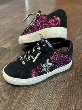 Vintage Havana Toddler Girls Black Sneakers with Pink Crystal Star Accent Size 8
